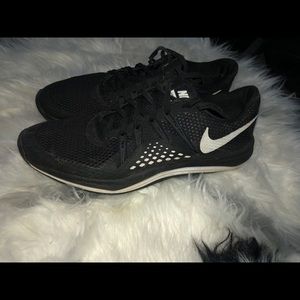 NIKE lunar exceed trainers